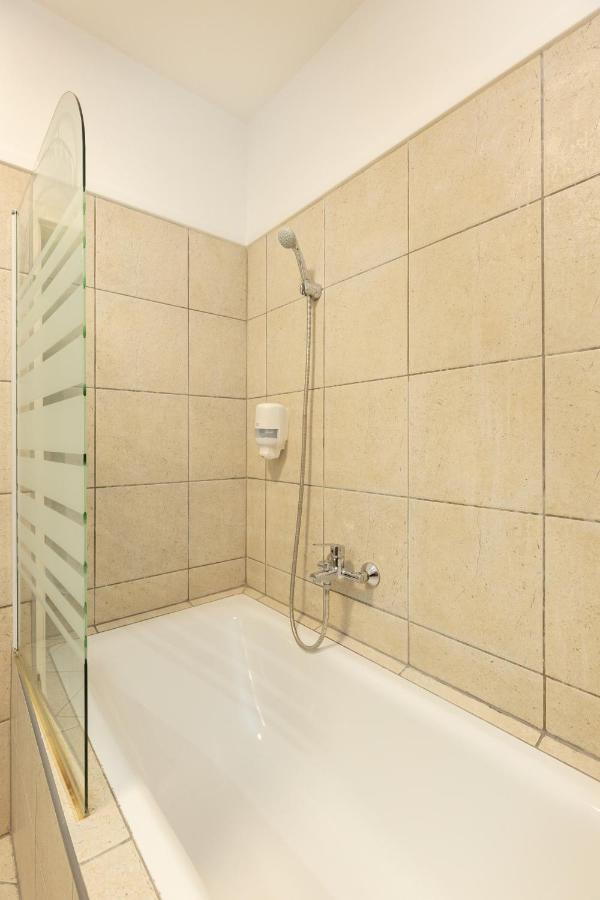 Budapest Holidays Apartments Family Экстерьер фото